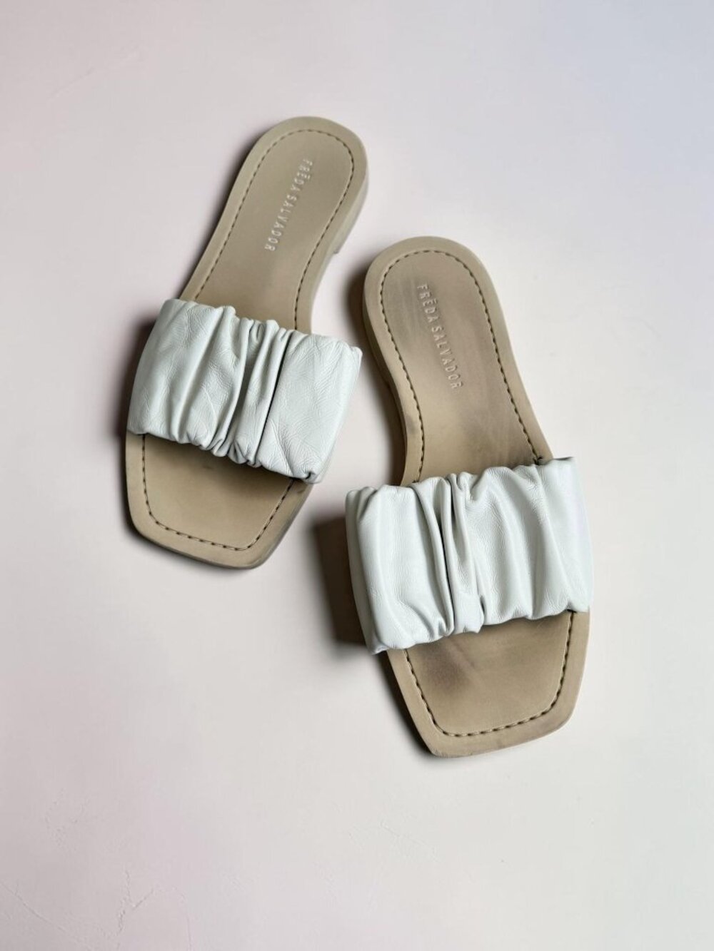FREDA SALVADOR Off White Ruched Leather Slide Sandals Size 7.5